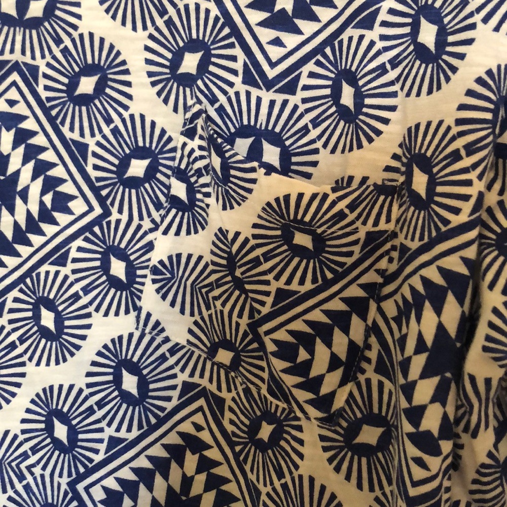 Blue Design Tee - Picture 3 of 5